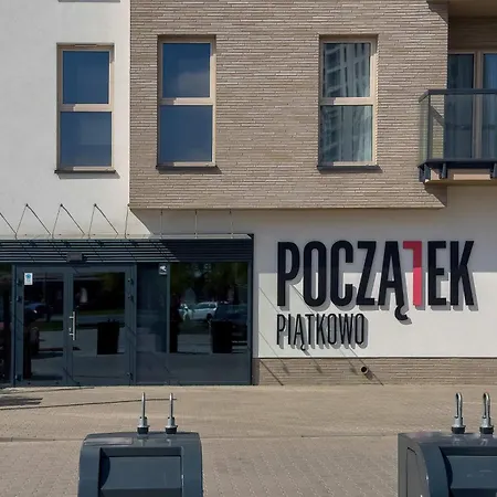 Bright In With Parking, Balcony And Desk By Renters Poznan